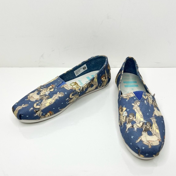 Toms X Disney ‘Snow White’ Printed Canvas Loafer - Picture 3 of 10
